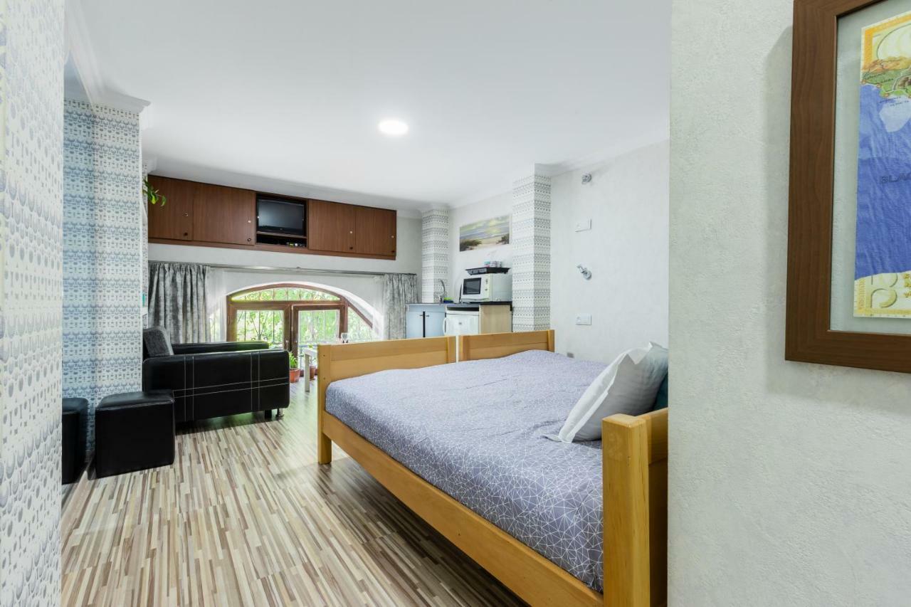 Hb Apartments Akhvelediani II Tbilisi Buitenkant foto